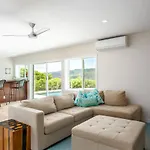 Hale Maunalua